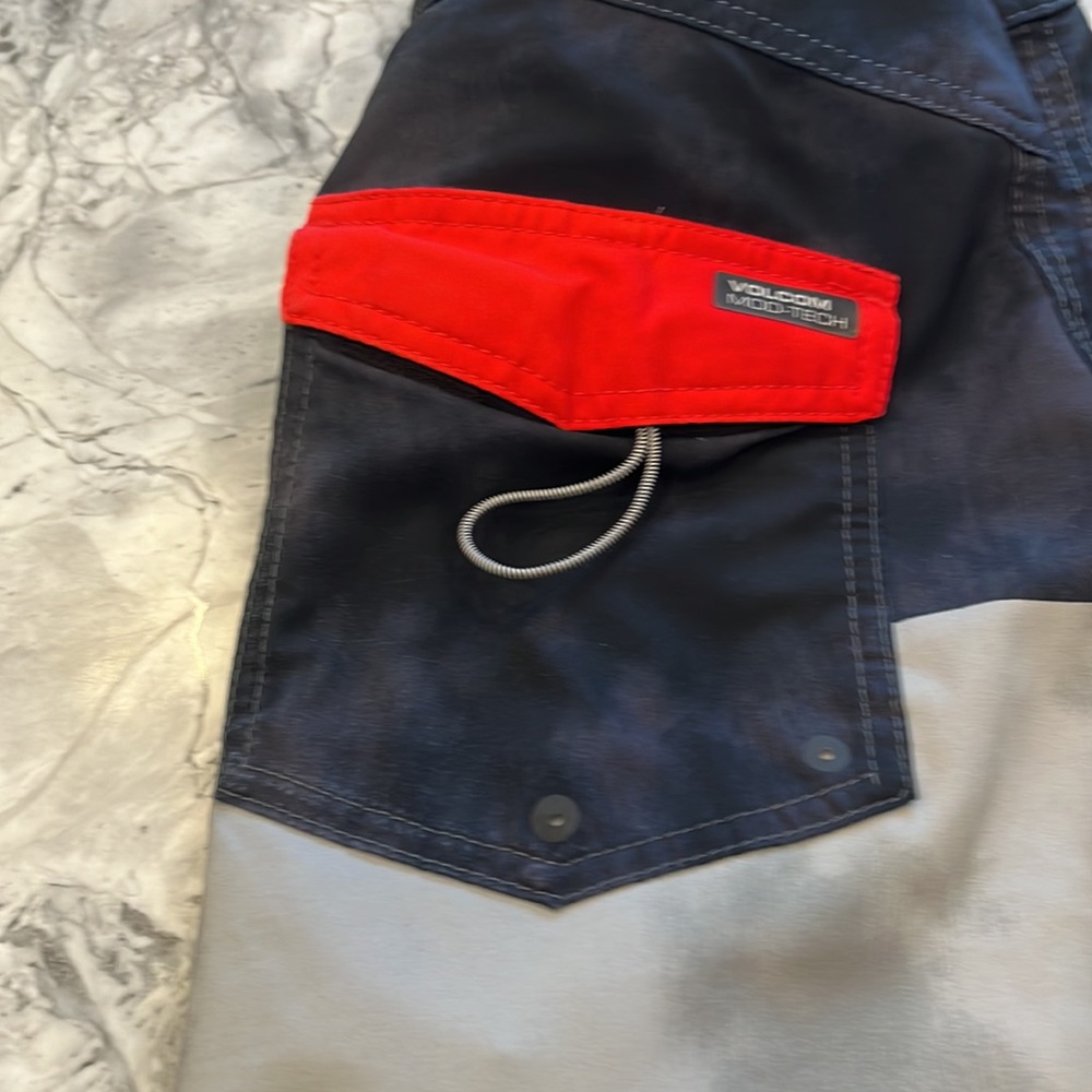 VOLCOM Mens baiting suite - Picture 3 of 7